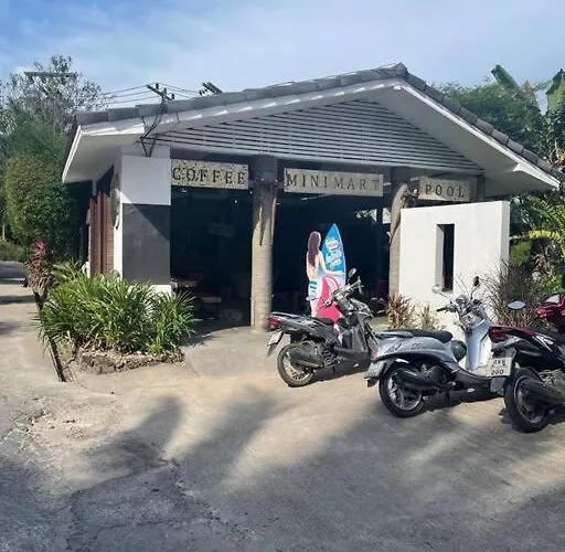 Chaweng Beautiful Studio.