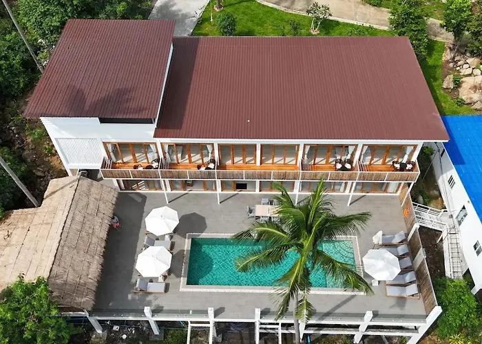 8 Bedroom Monkey Villa Room 202